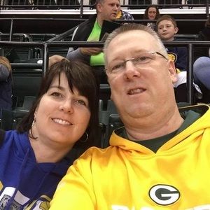 Meet your Posher, Angi